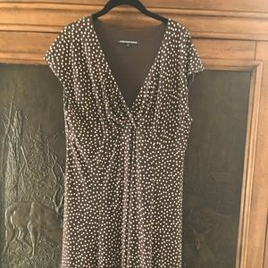 Flattering Jones size 16 cap sleeve dress